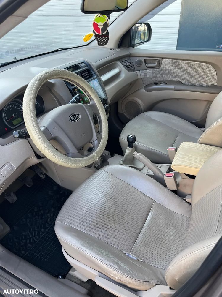 Kia Sportage - 11