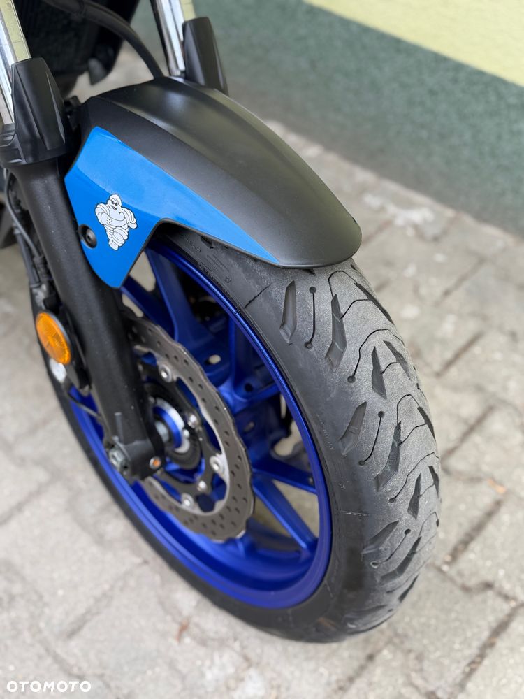 Yamaha MT - 3