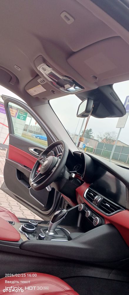 Alfa Romeo Giulia 2.0 Turbo 16V AT8 Veloce Ti - 14
