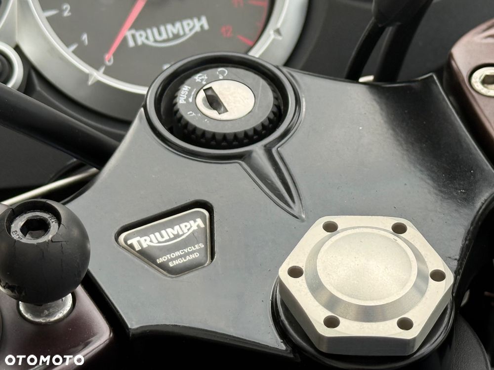 Triumph Sprint - 20