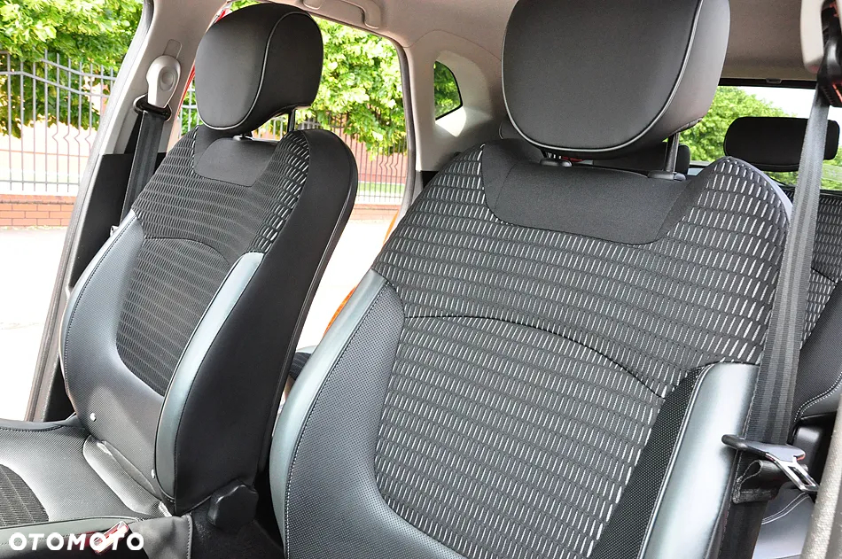 Renault Captur 1.2 Energy TCe Initiale Paris EDC - 24