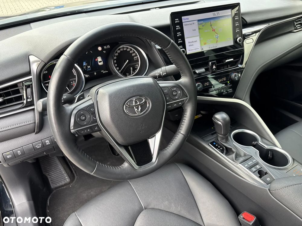 Toyota Camry 2.5 Hybrid Executive CVT - 11