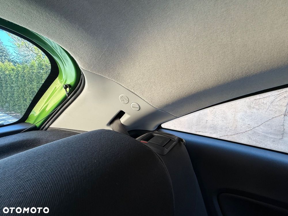 Opel Corsa 1.4 16V Navi - 9