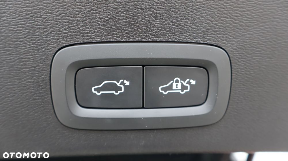 Volvo XC 40 82kWh Recharge Twin AWD Plus - 20