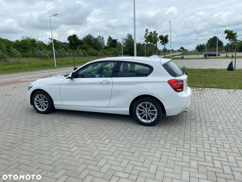 BMW Seria 1 116d - 4