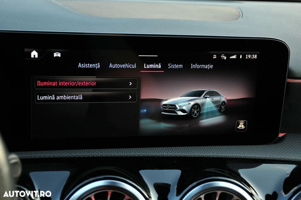 Mercedes-Benz A 200 d 8G-DCT AMG Line - 29