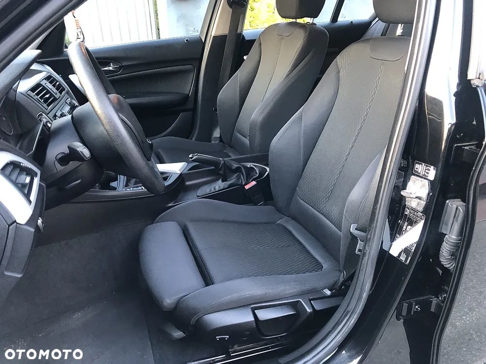 BMW Seria 1 118d DPF - 8