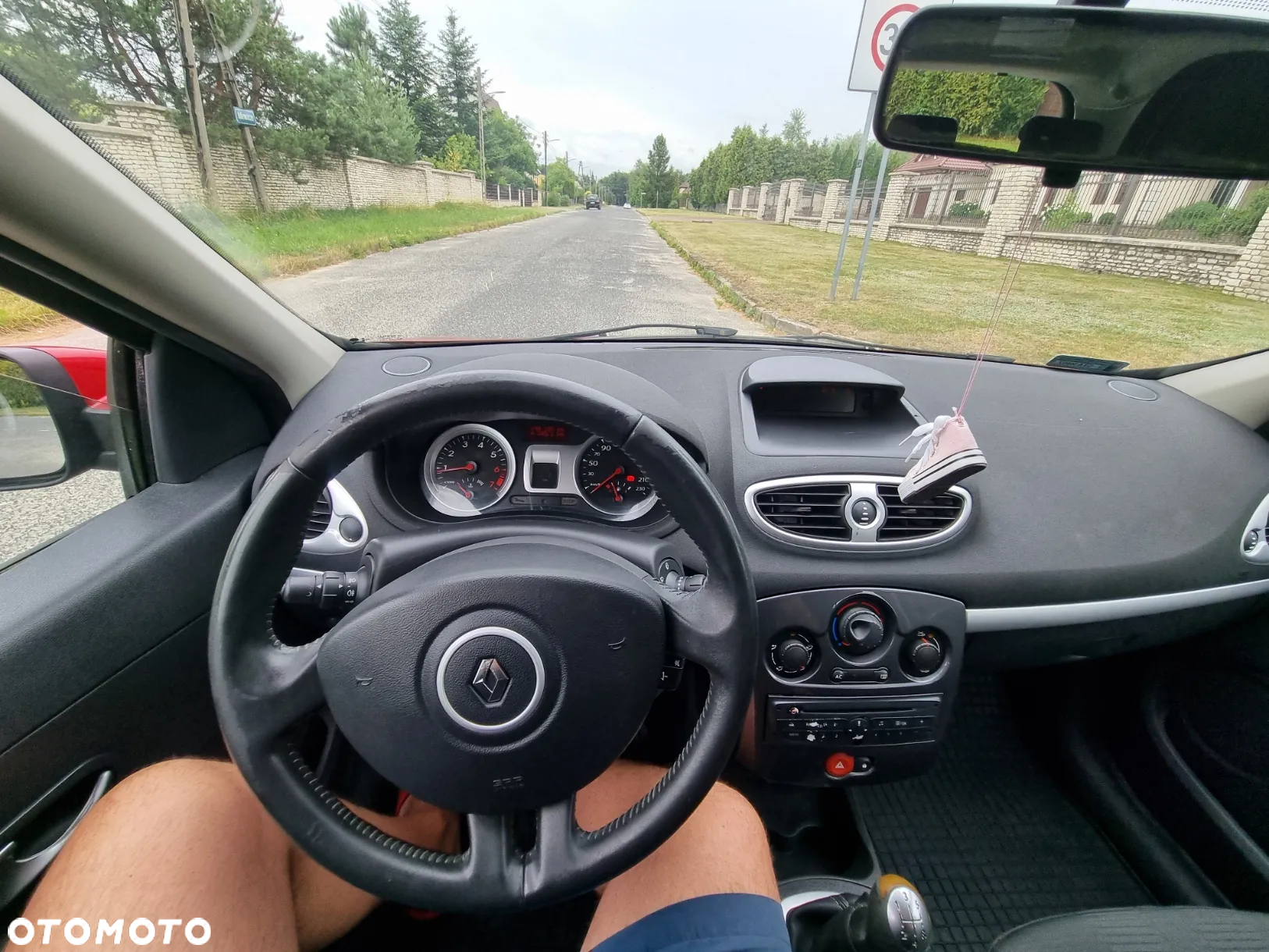 Renault Clio 1.2 16V TCE Alize Euro5 - 31