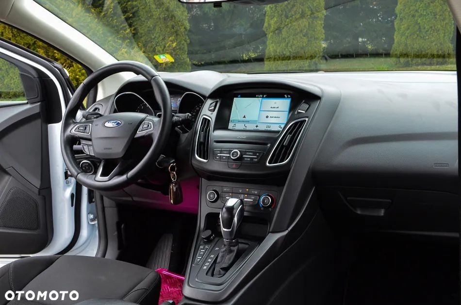 Ford Focus 1.0 EcoBoost Active X - 34