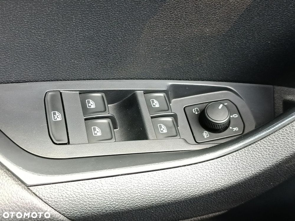 Skoda Karoq 1.5 TSI ACT 4x2 Style DSG - 29