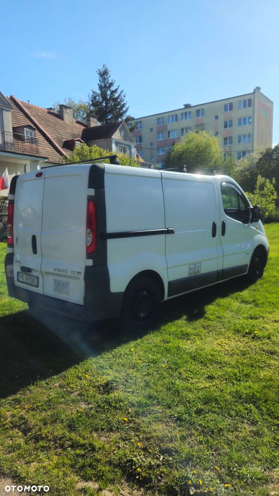 Opel Vivaro - 7