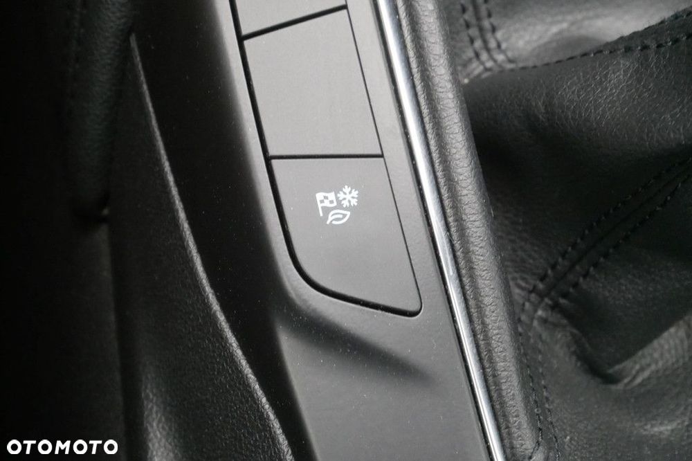 Ford Kuga - 20
