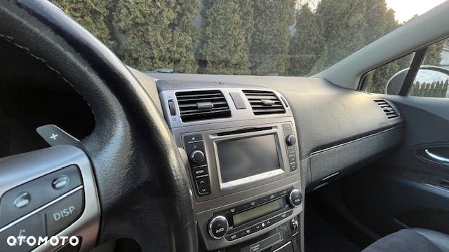 Toyota Avensis - 9