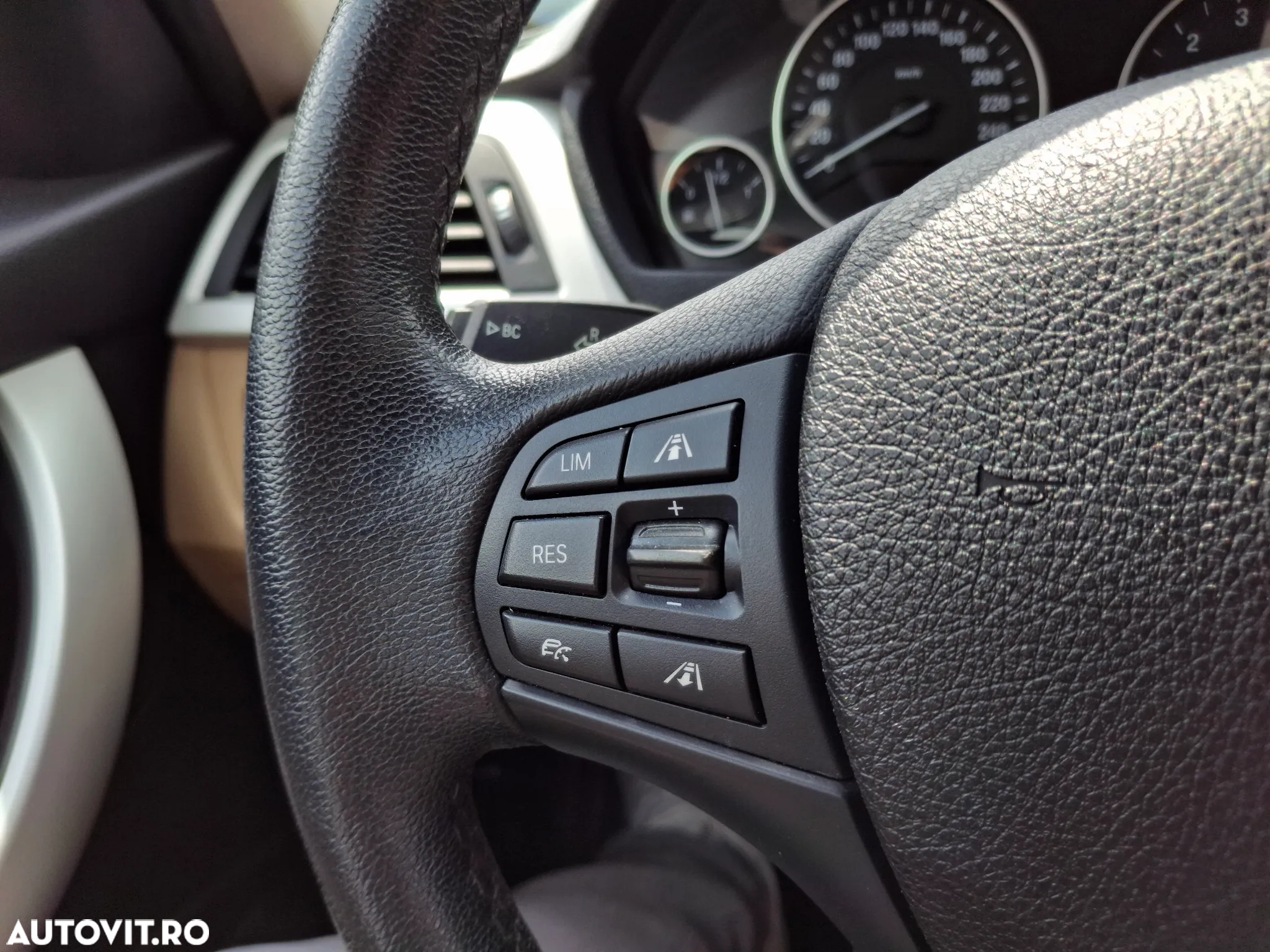 BMW Seria 3 - 15