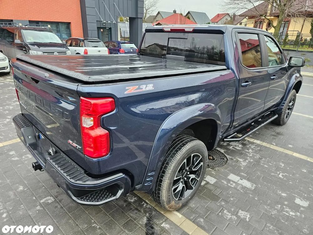 Chevrolet Silverado - 21