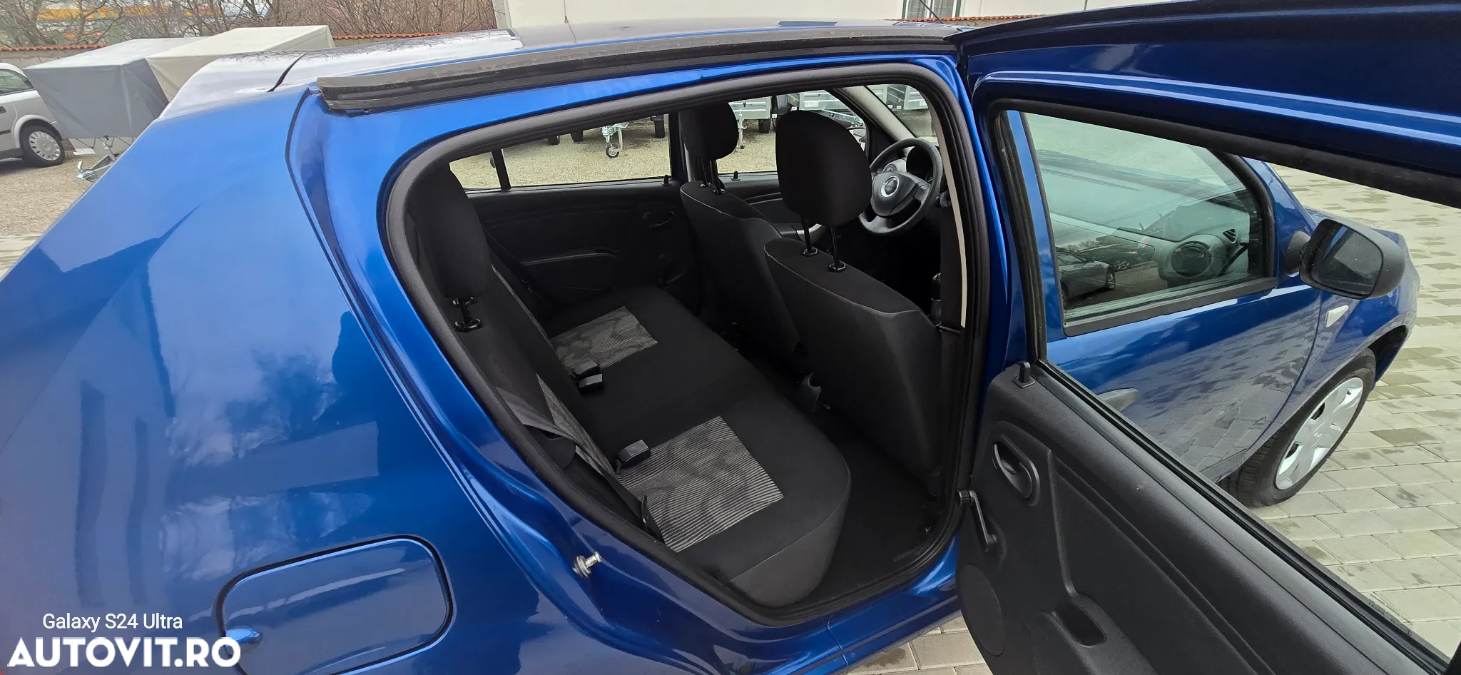 Dacia Sandero 1.2 16V 75 Ambiance - 9