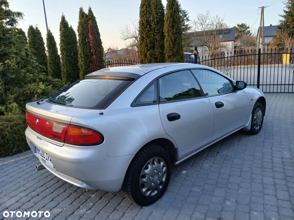 Mazda 323F 1.5 - 13