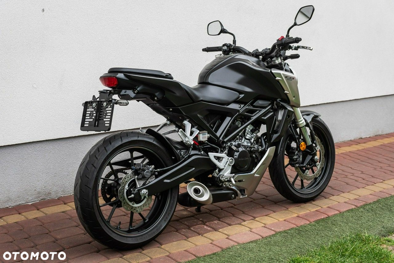 Honda CB - 3