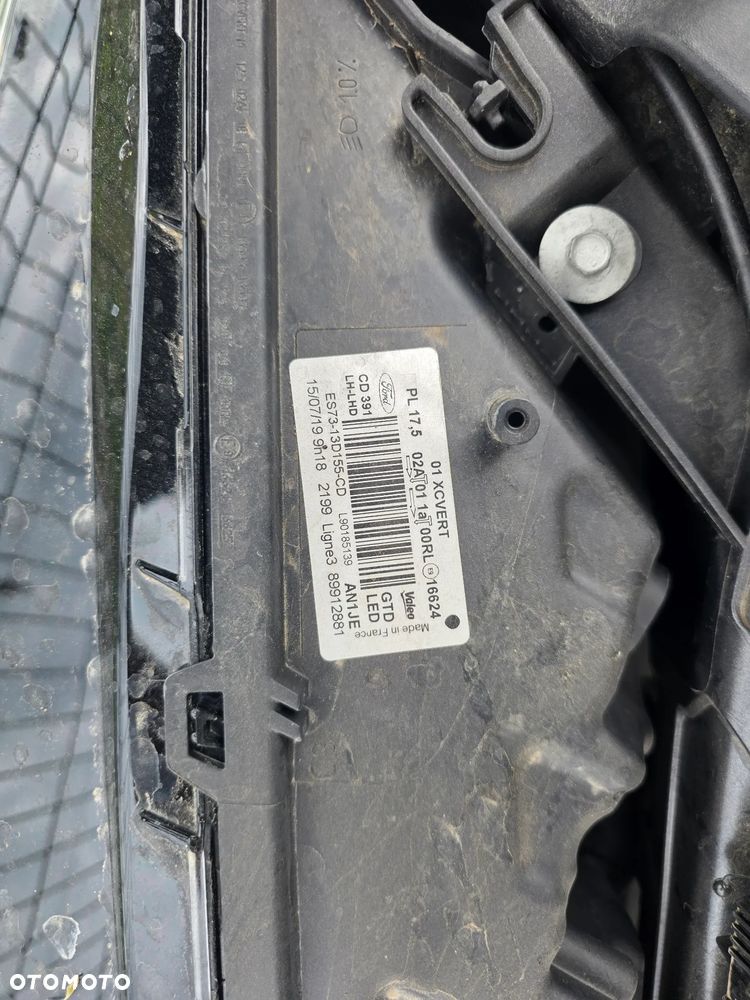 Ford Mondeo 2.0 Hybrid Titanium GPF - 28