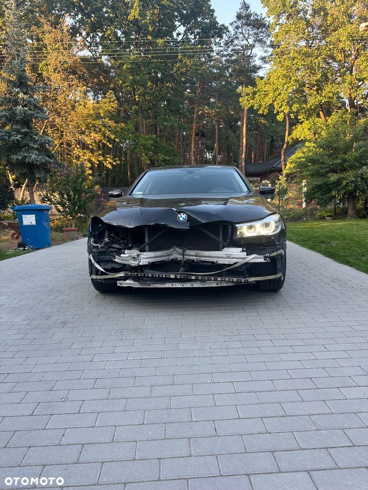 BMW Seria 7 740Li - 2