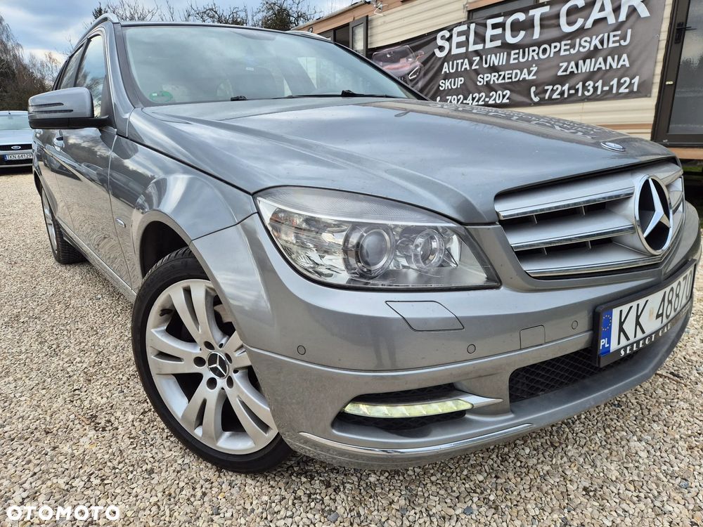 Mercedes-Benz Klasa C 220 CDI DPF BlueEFFICIENCY Avantgarde Edition - 1