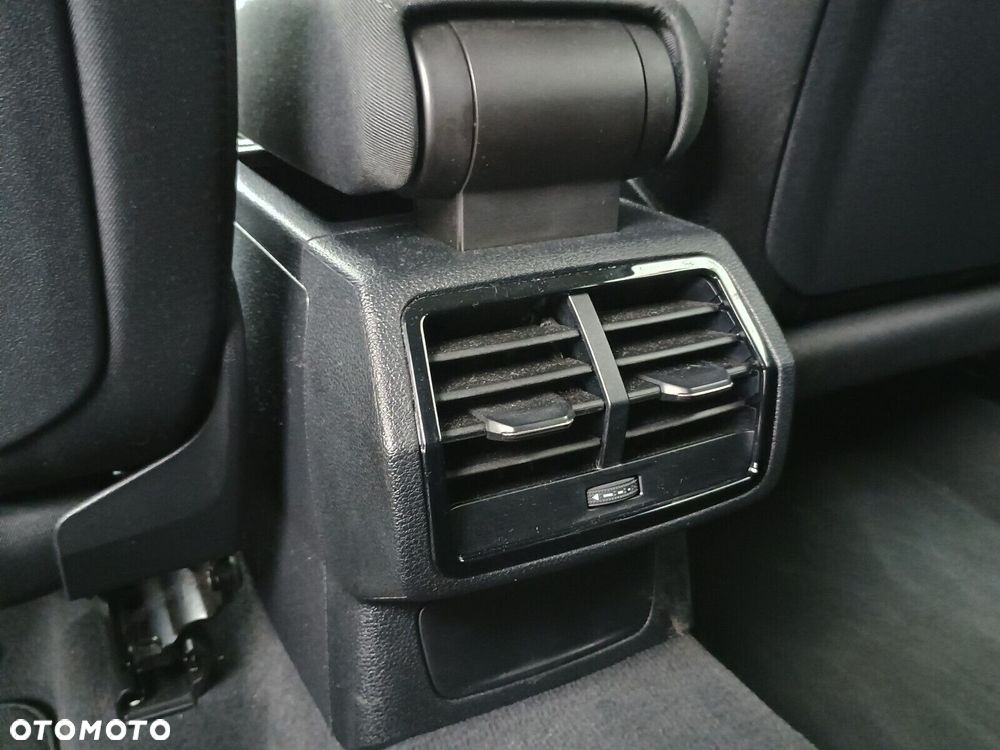 Audi Q3 Sportback - 11