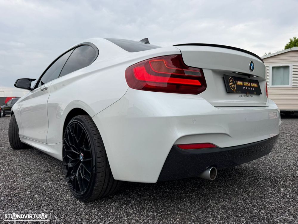 BMW 218 - 25
