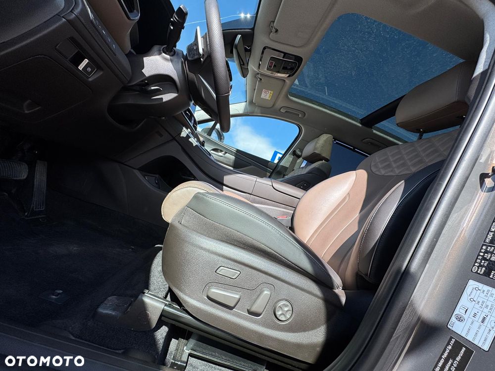 Hyundai Santa Fe 1.6 HEV 4WD SEVEN Signature - 31