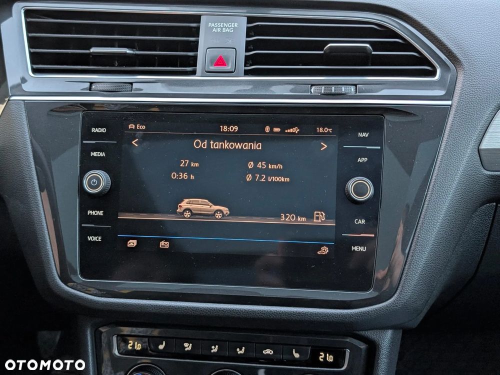 Volkswagen Tiguan - 12
