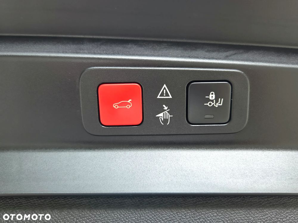 Peugeot 5008 - 12