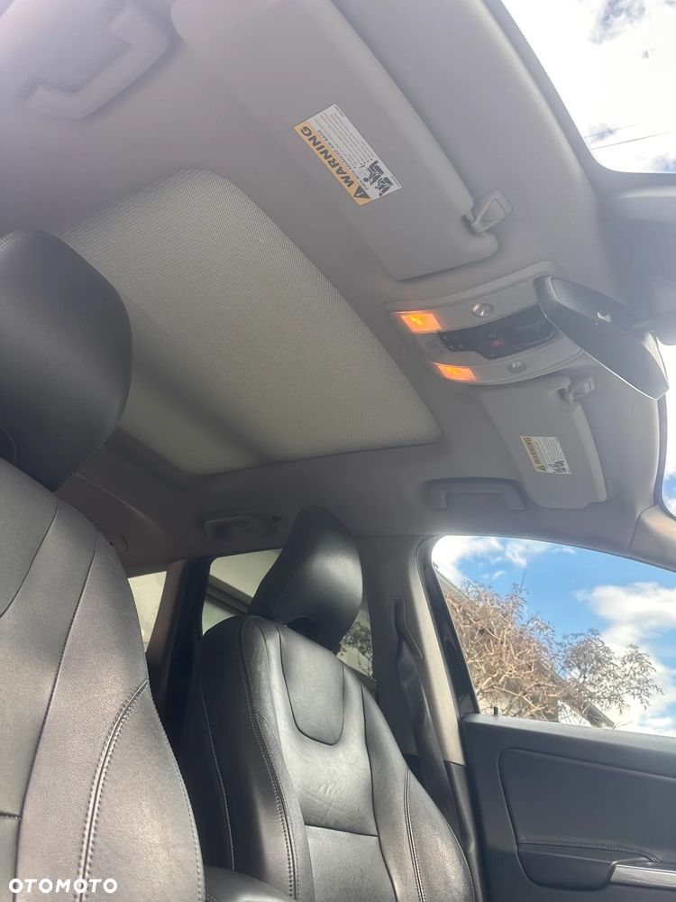 Volvo XC 60 - 21