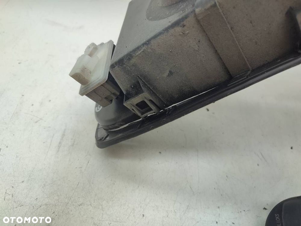 KLAPKA WLEWU PALIWA KOREK CITROEN C5 X BENZYNA 9838897080 - 7