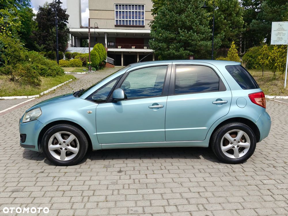 Suzuki SX4 1.5 Streetline 4x2 Classic - 5