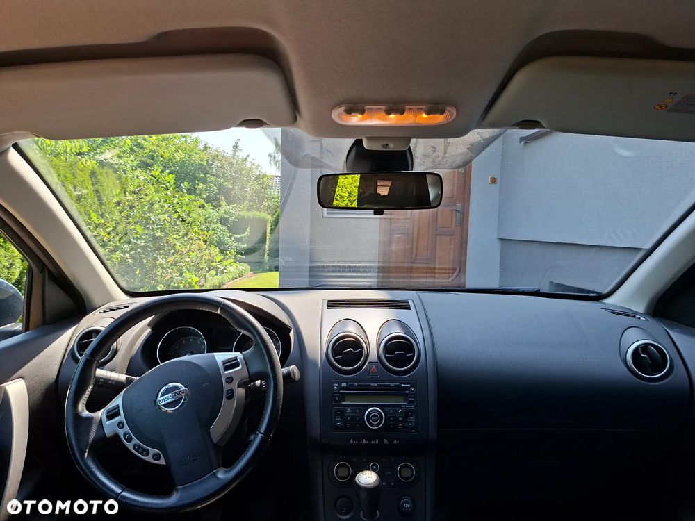 Nissan Qashqai - 10