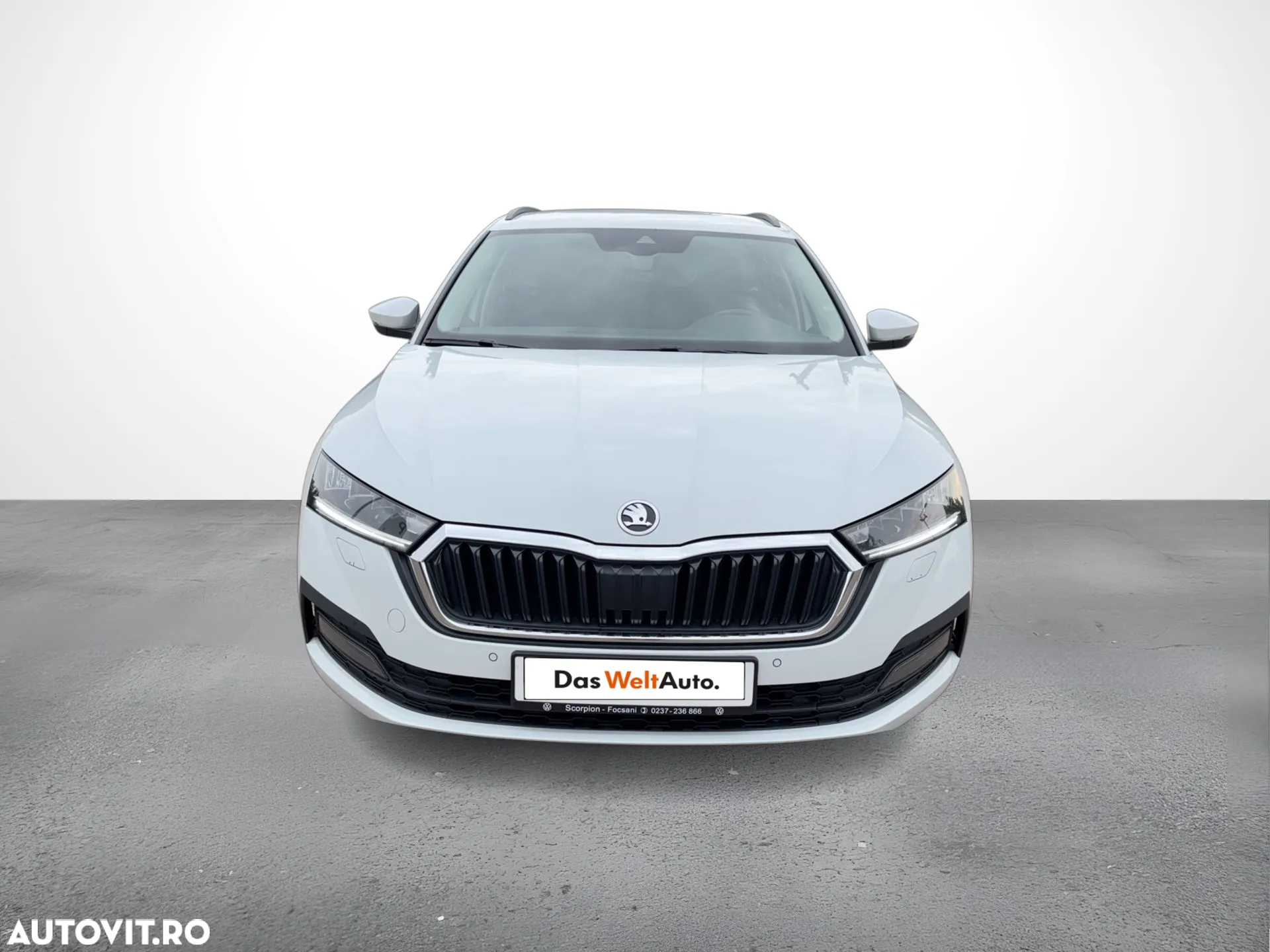 Skoda Octavia Combi 2.0 TDI DSG Ambition - 8