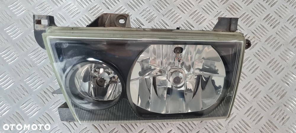Nissan Terrano II Lampa Lewa Prawa Przód Przednia - 11