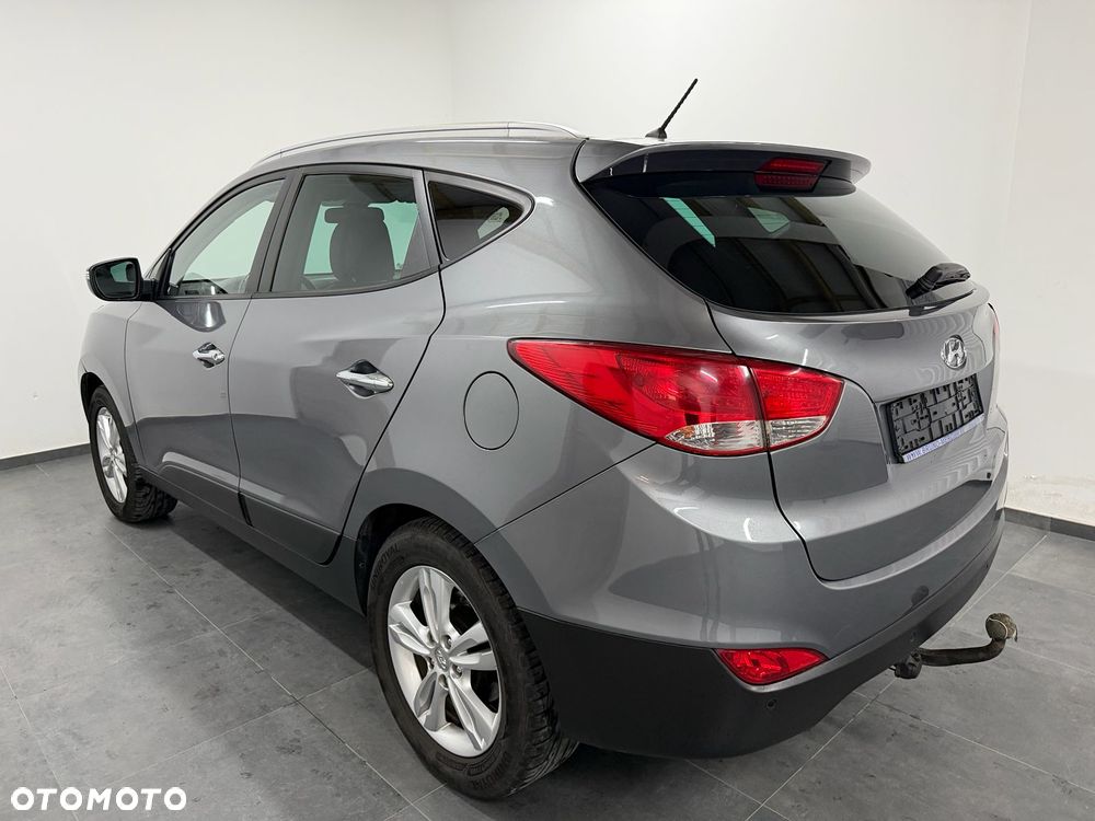 Hyundai ix35 2.0 CRDi Premium 4WD - 2