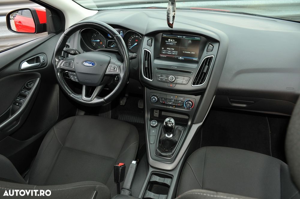 Ford Focus Turnier 1.5 EcoBlue Start-Stopp-System ST-LINE STYLE - 3