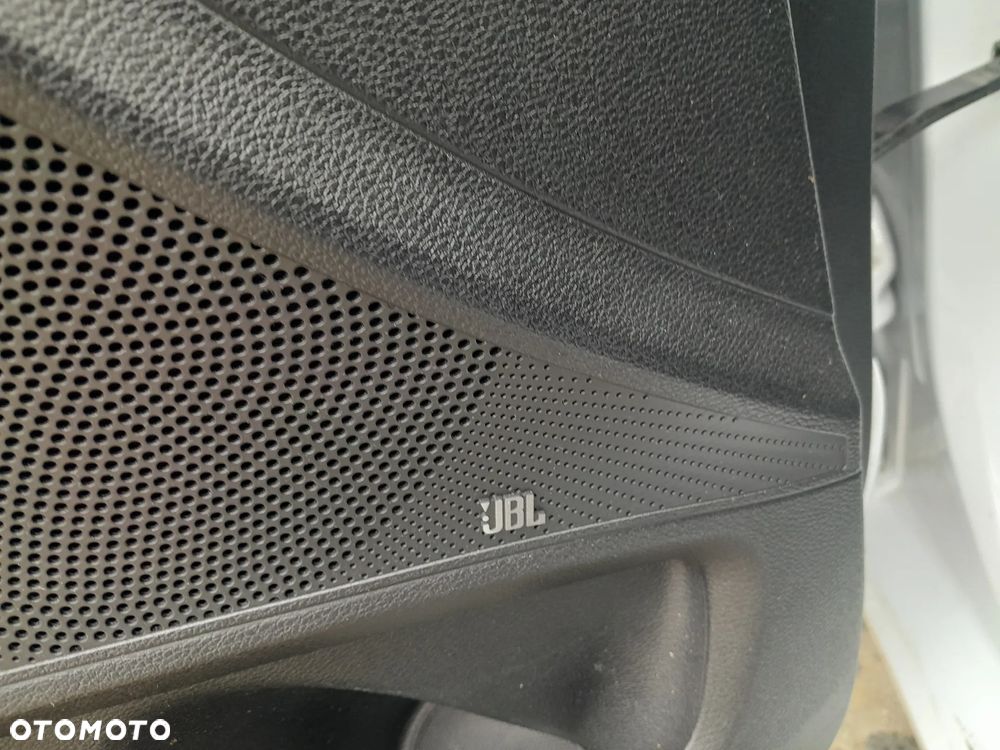 Kia Ceed 1.5 T-GDI OPF GT Line - 19