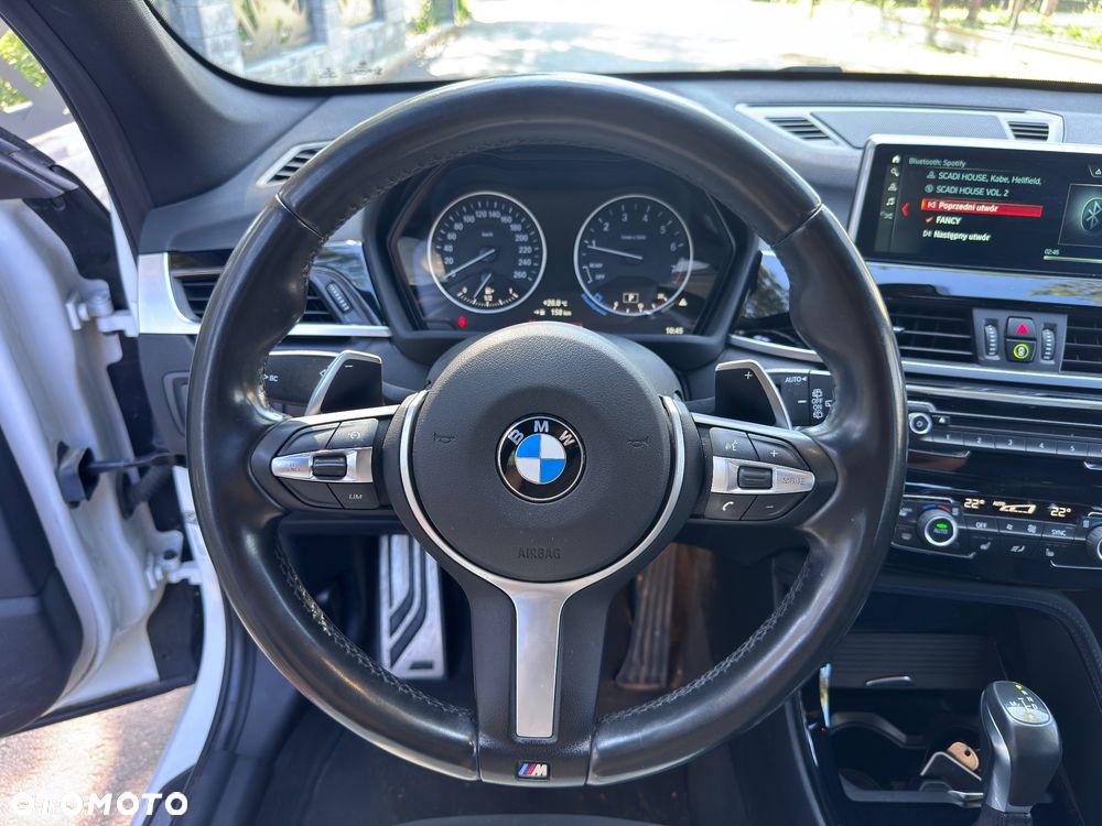 BMW X1 xDrive20i M Sport - 10