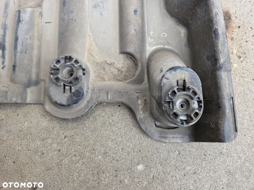 Osłona podwozia lewa tylna Peugeot 208 II  9823573680 - 10