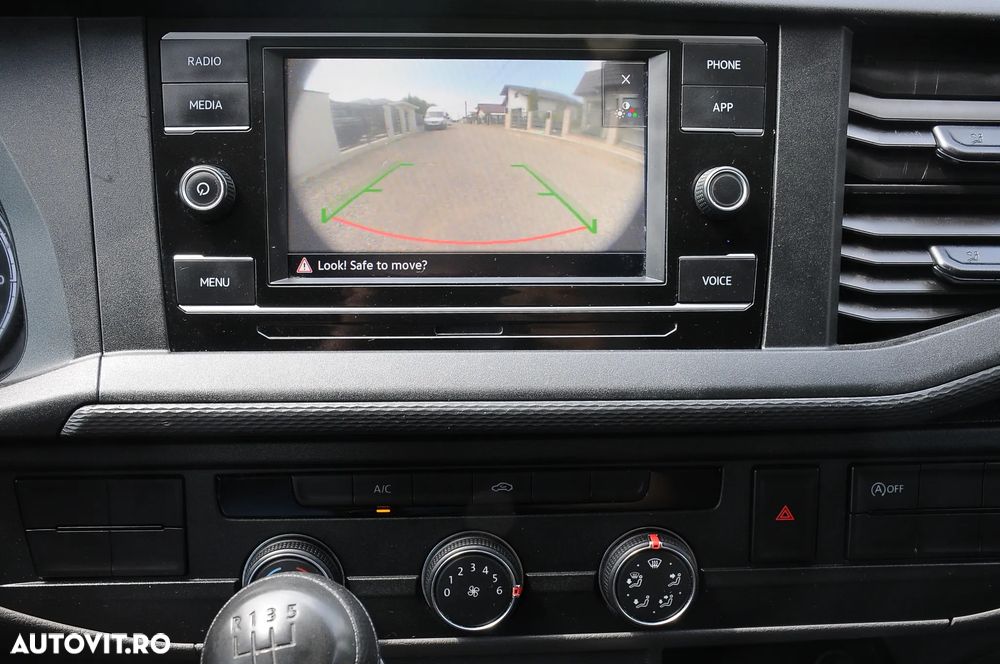 Volkswagen Transporter - 13
