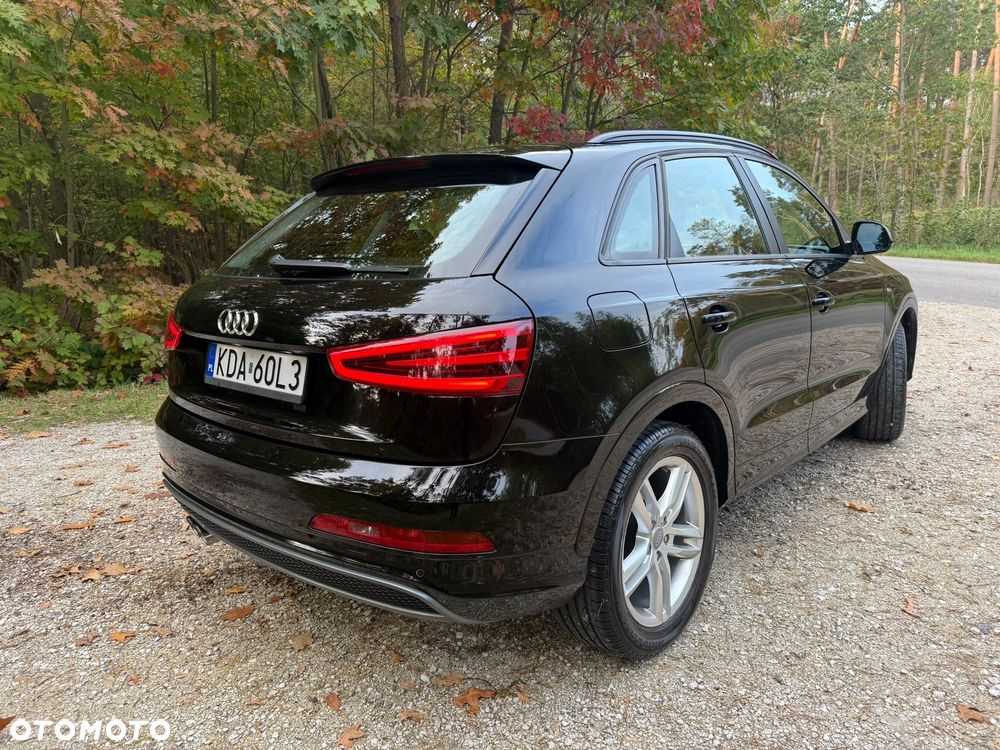 Audi Q3 2012 photo 2