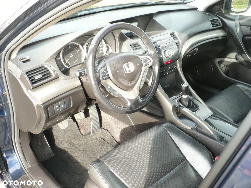 Honda Accord 2.0 Elegance Advantage - 13