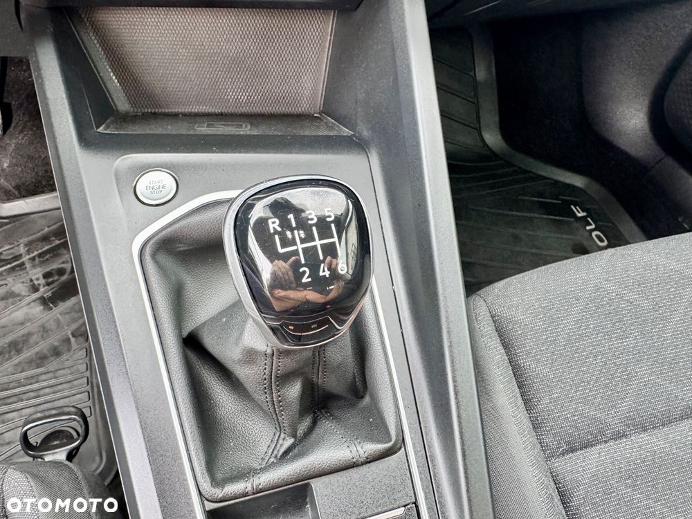 Volkswagen Golf 2.0 TDI Life - 19