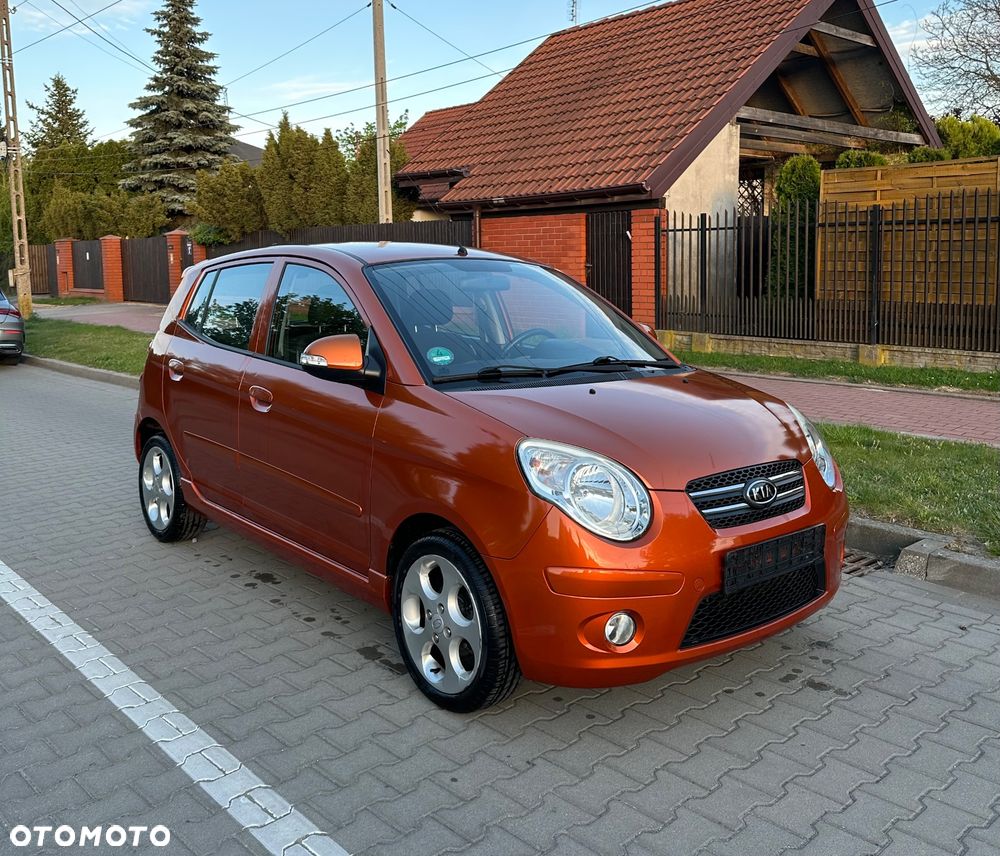 Kia Picanto - 1