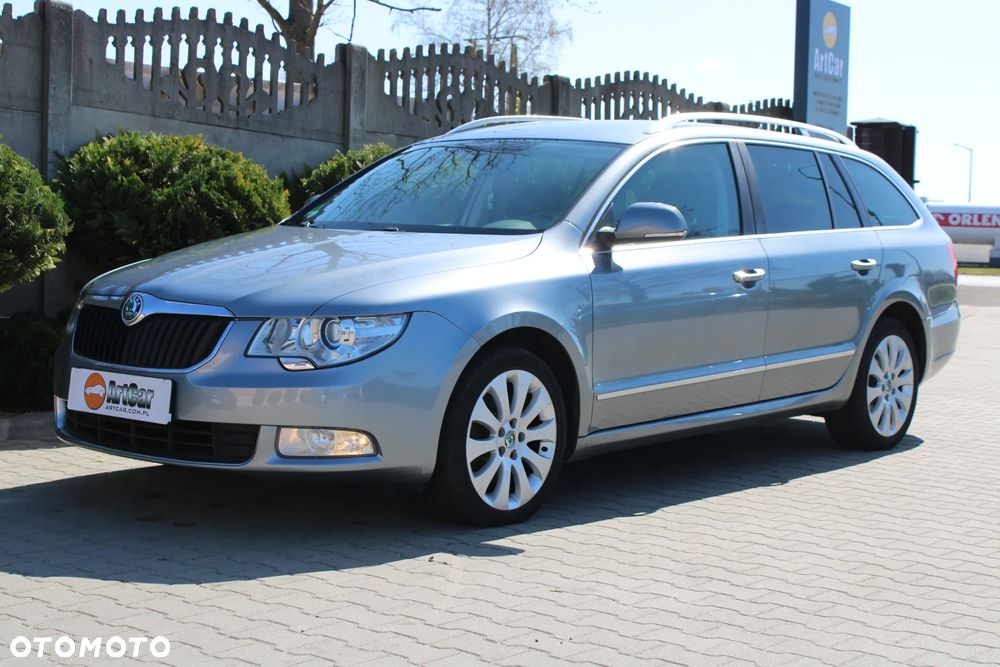 Skoda Superb 2.0 TDI DSG Comfort 4x4 - 27