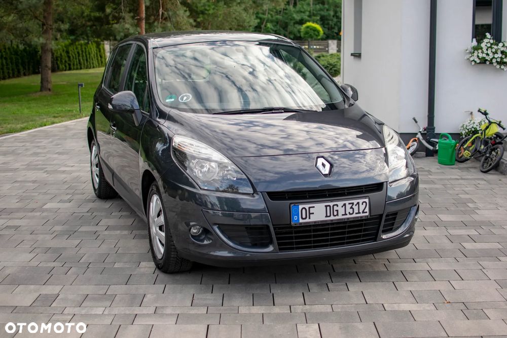 Renault Scenic - 12