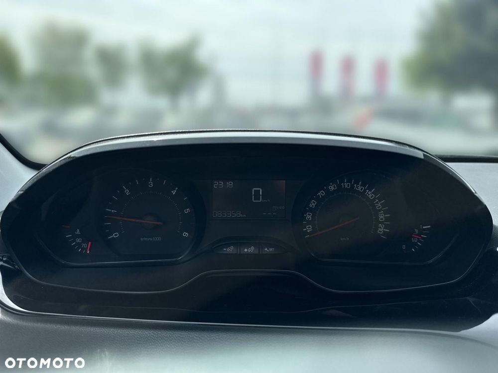 Peugeot 208 1.4 HDi Access - 15