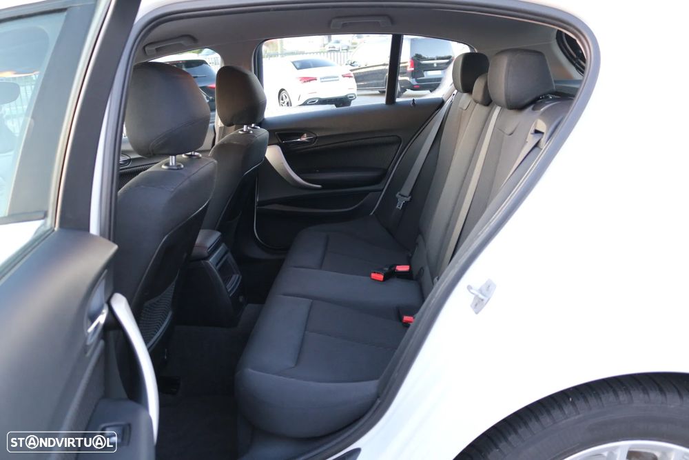 BMW 116 d Advantage - 23